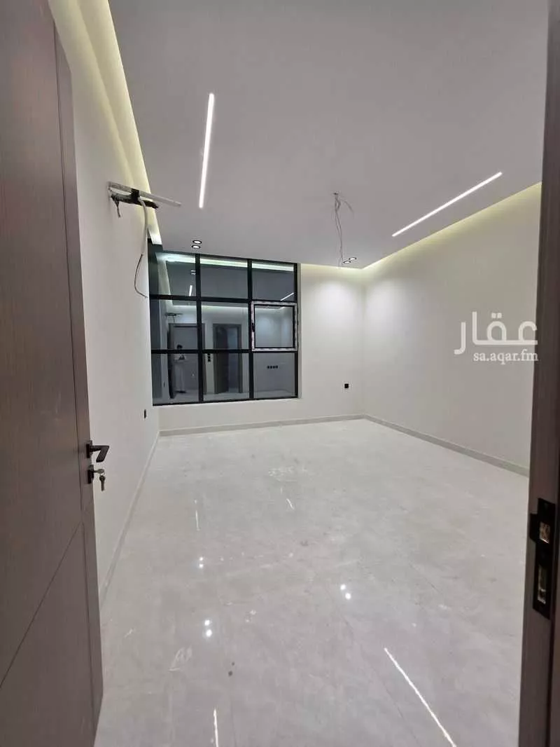 عمارة 601 م² في الفلاح 10