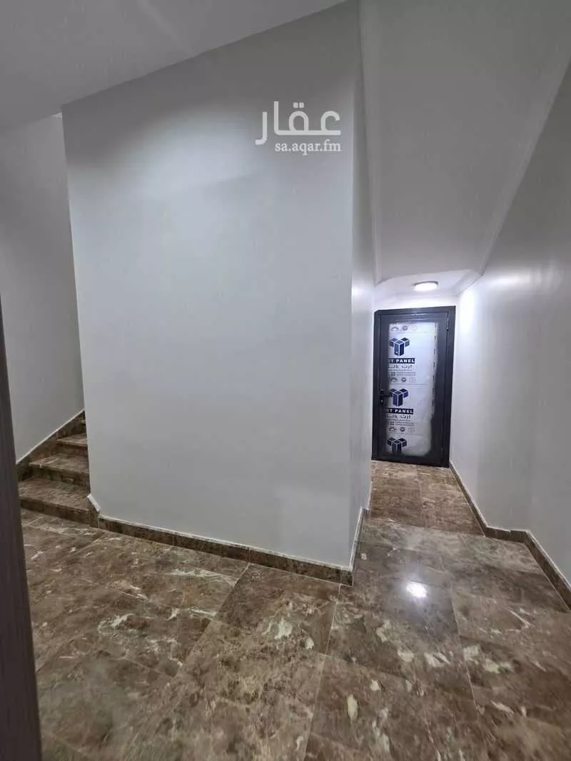 874 sqm building in As Salhiyah 15