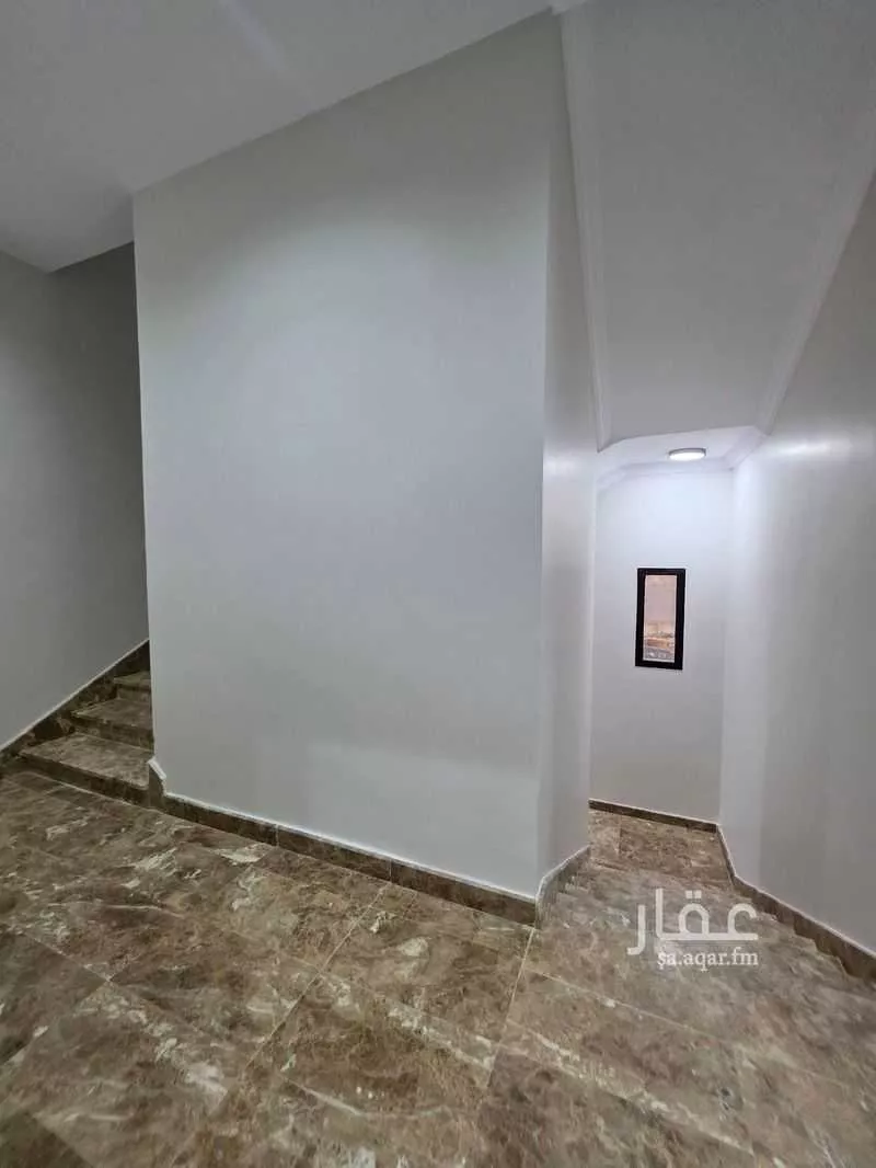 874 sqm building in As Salhiyah 23