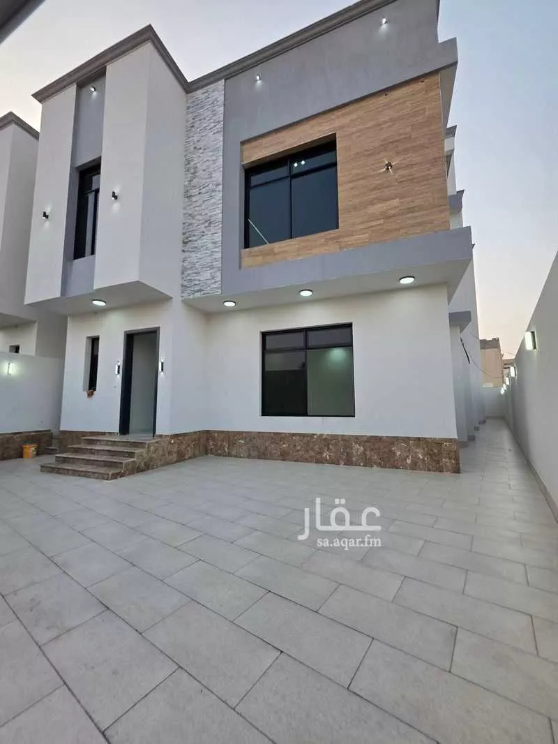 874 sqm building in As Salhiyah 24