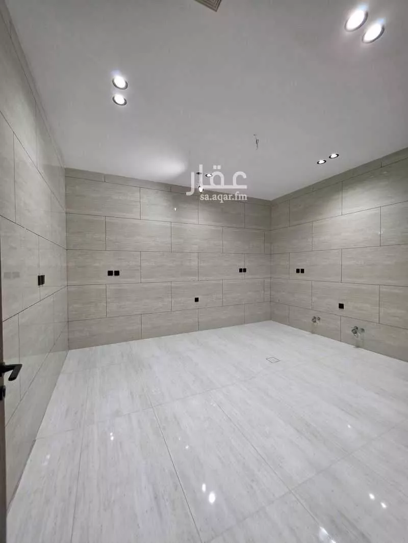 874 sqm building in As Salhiyah 28