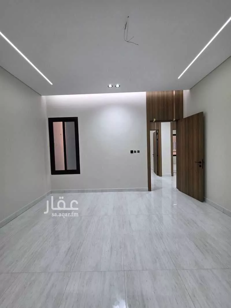 874 sqm building in As Salhiyah 10