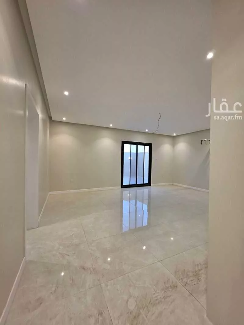 450 sqm building in Al Furusiyah 14