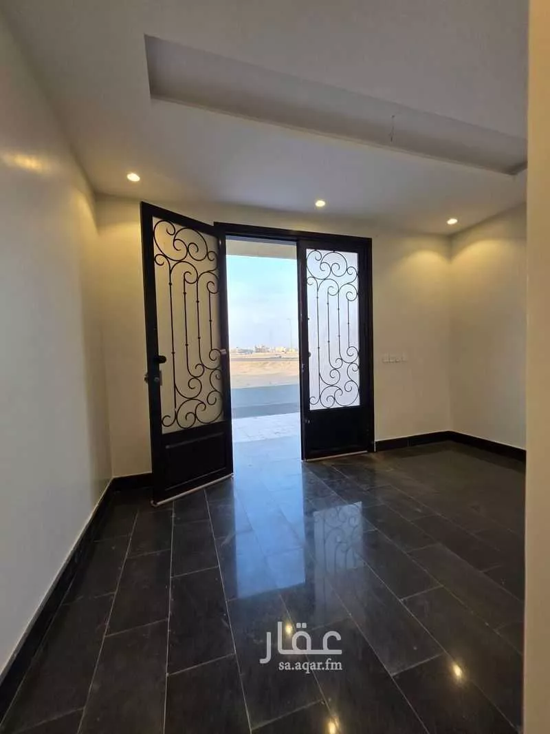 450 sqm building in Al Furusiyah 9