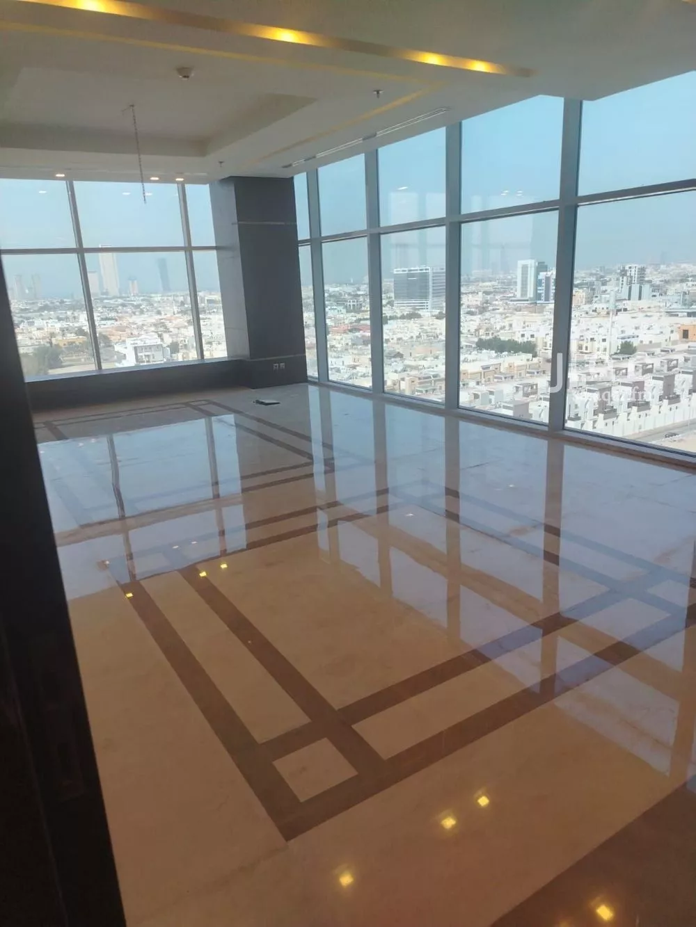 644 sqm office in Al Rawdah 3