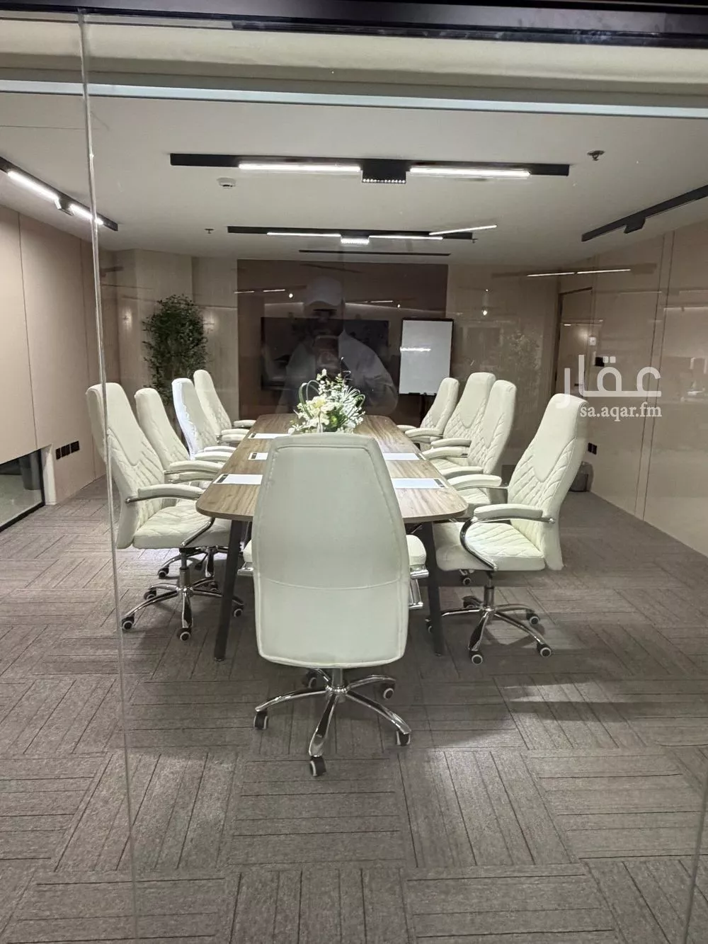 180 sqm office in Al Sharafiyah 13
