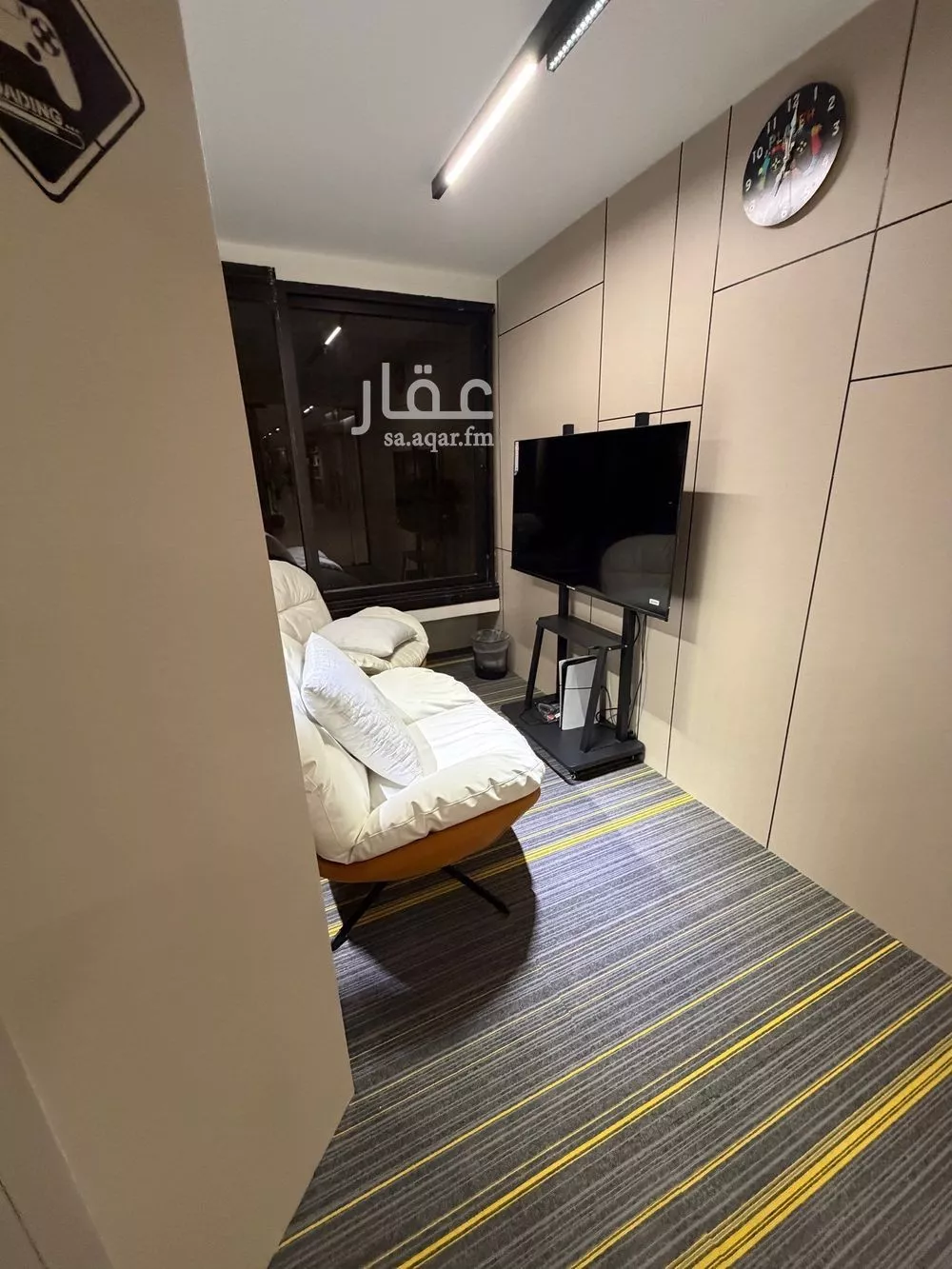 180 sqm office in Al Sharafiyah 19