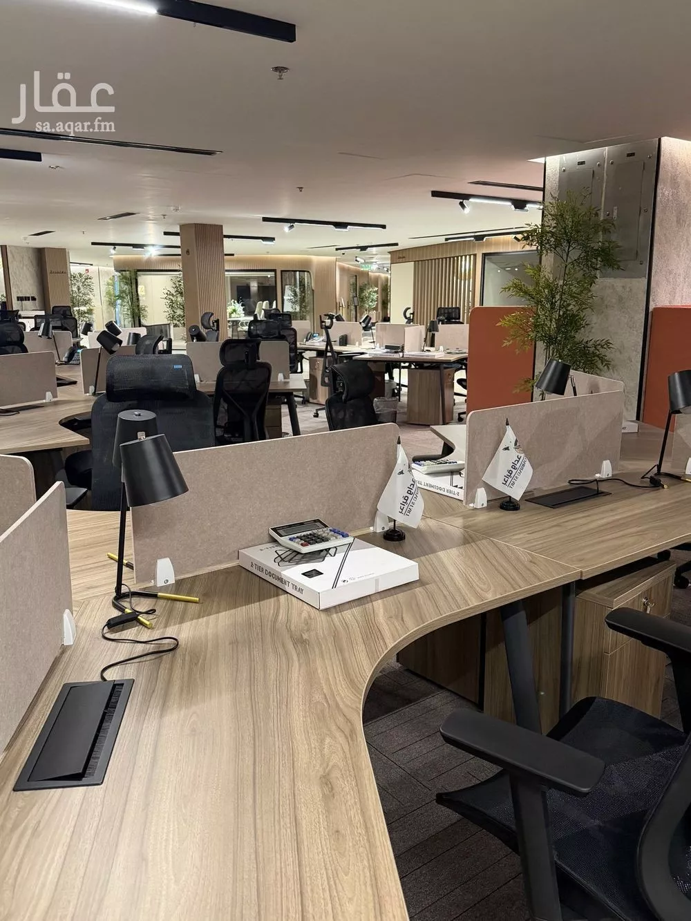 180 sqm office in Al Sharafiyah 4