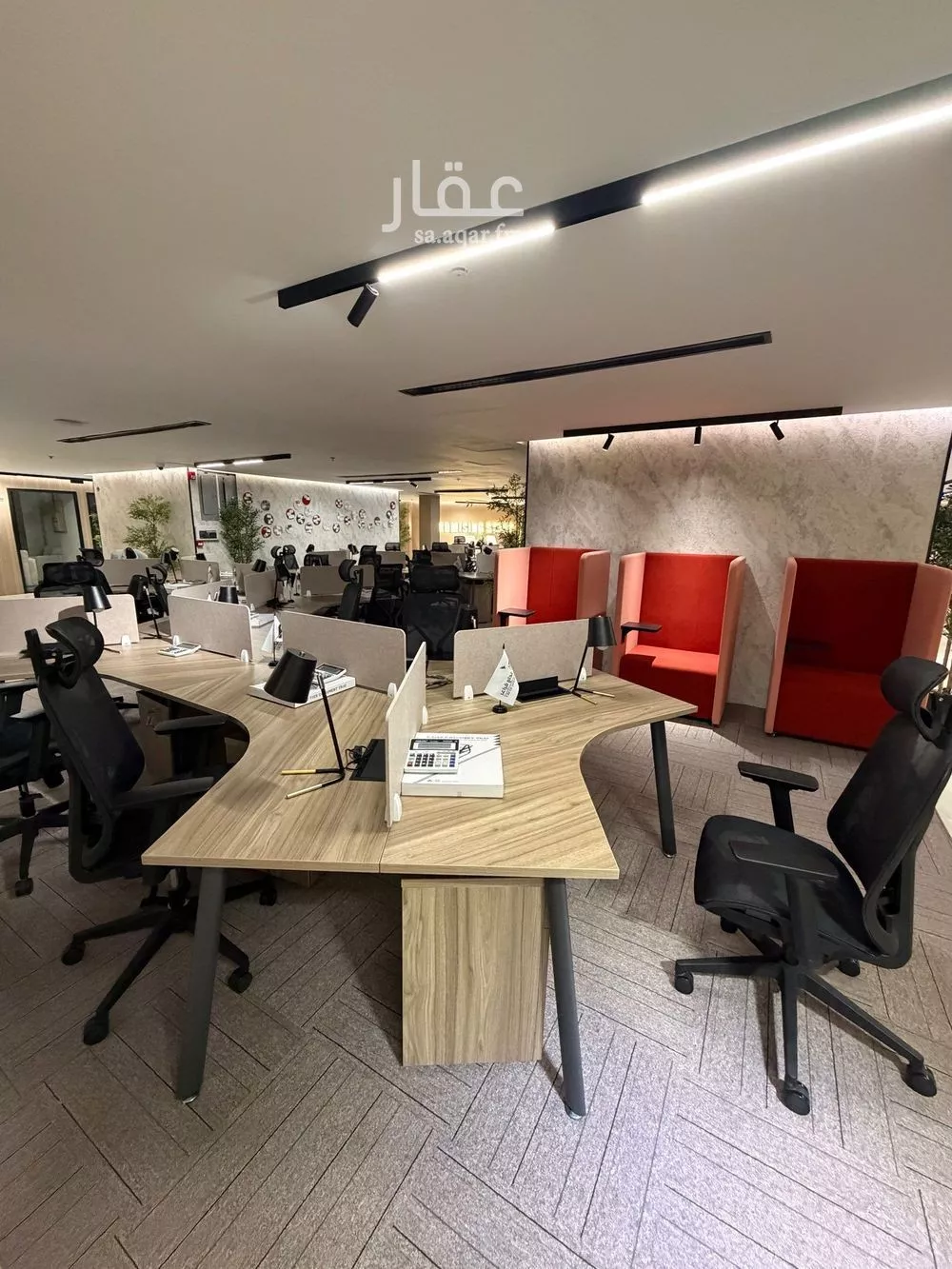 180 sqm office in Al Sharafiyah 6