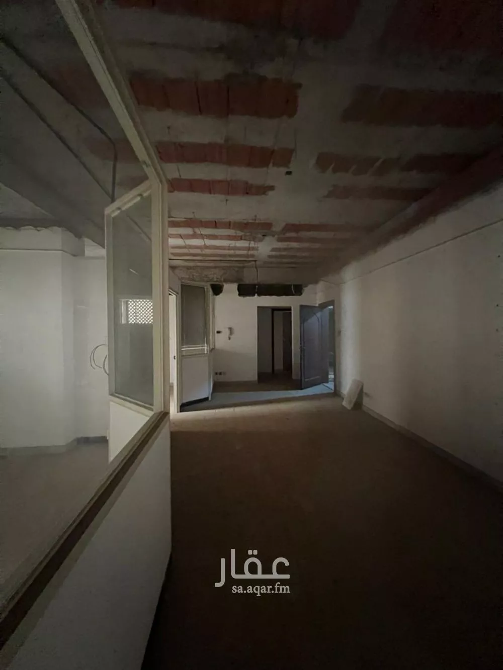 مكتب 94 م² في البلد 6