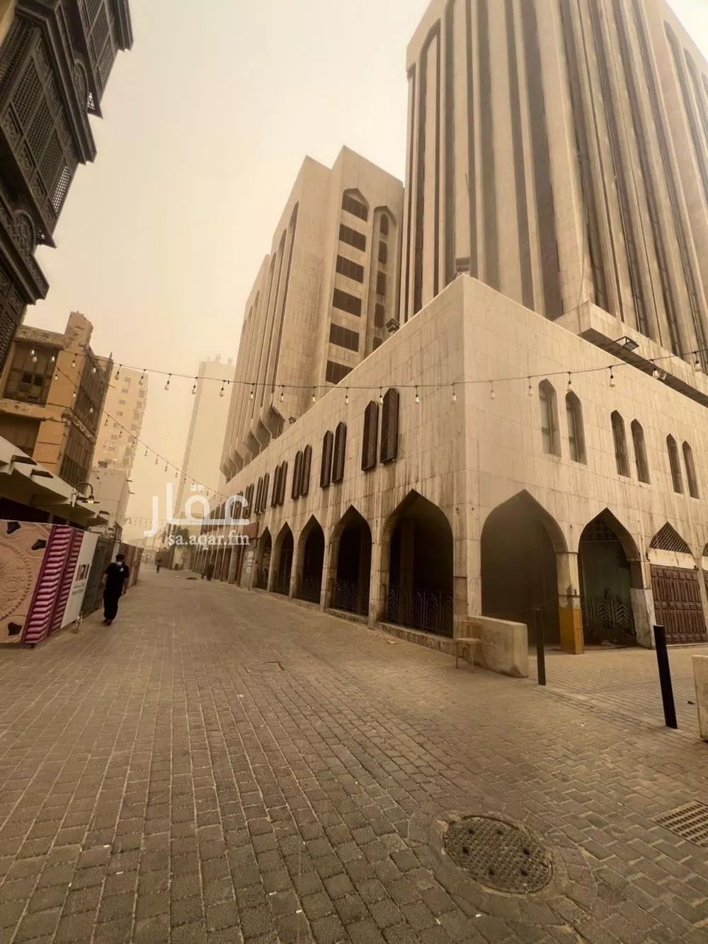 مكتب 94 م² في البلد 9