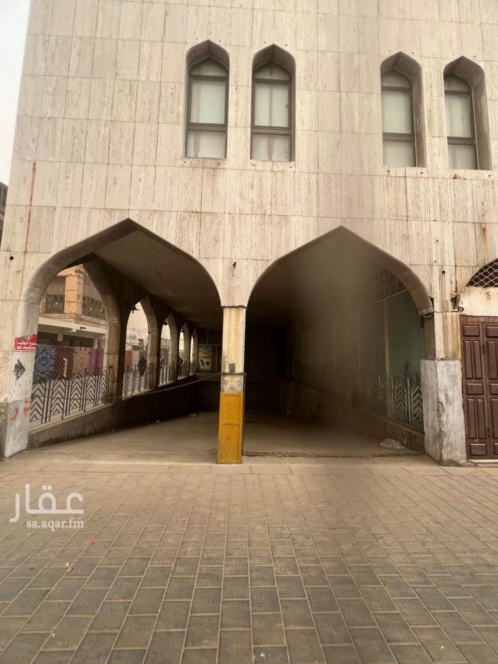مكتب 94 م² في البلد 10