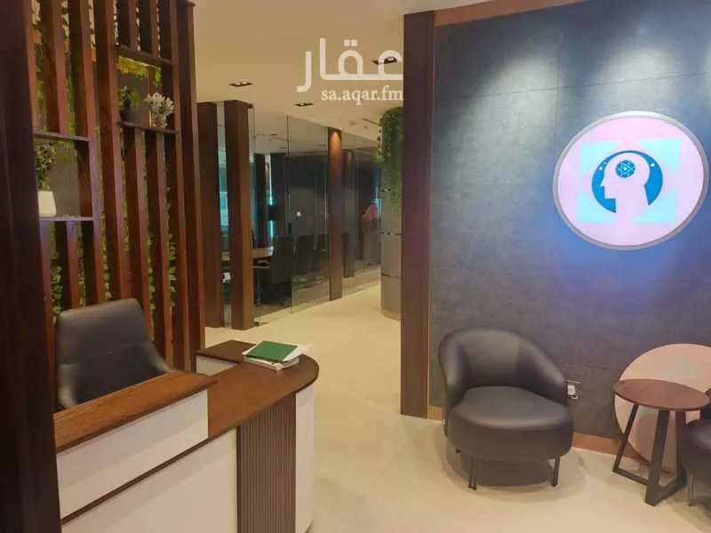 299 sqm office in Al Shati 2