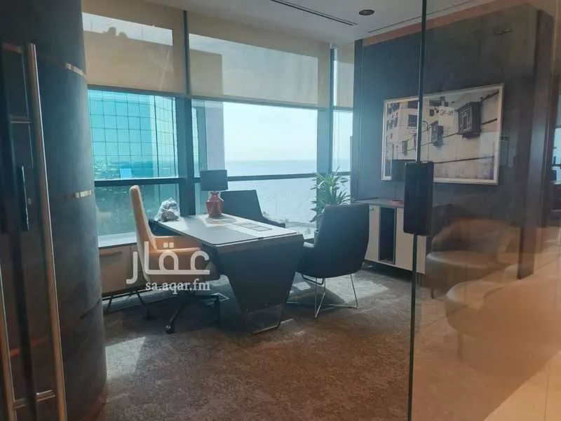 299 sqm office in Al Shati 19
