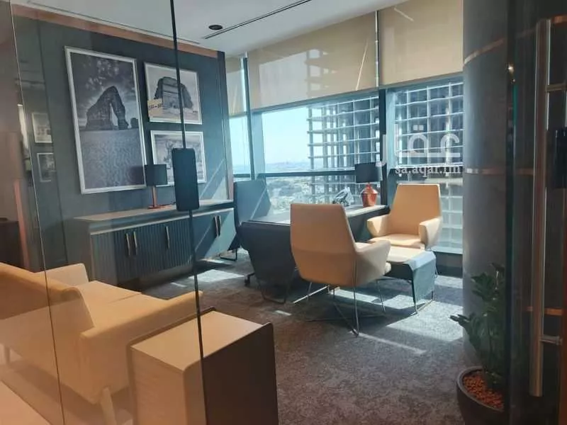 299 sqm office in Al Shati 22