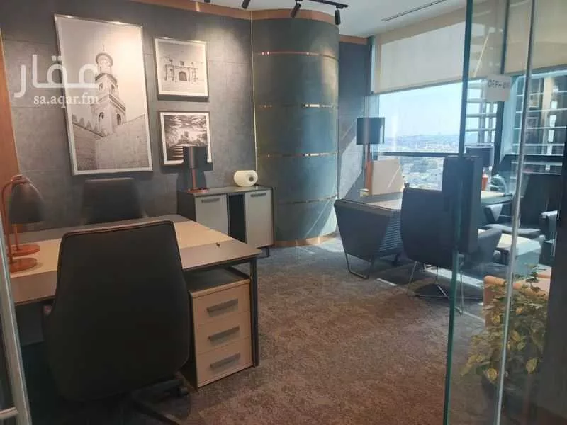 299 sqm office in Al Shati 25