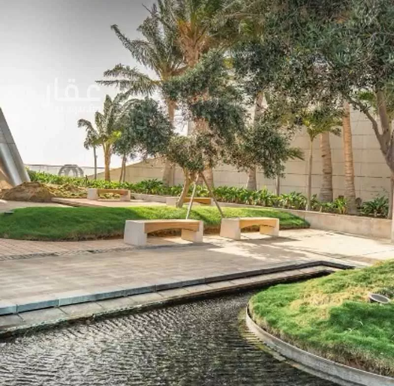 299 sqm office in Al Shati 32