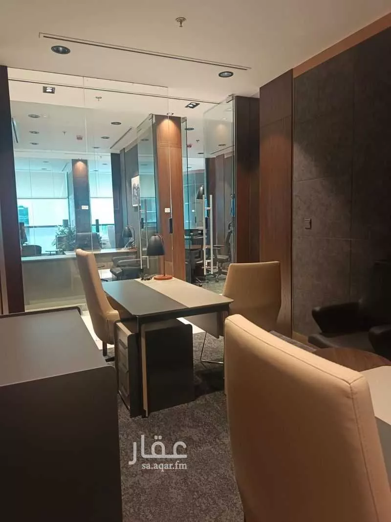 299 sqm office in Al Shati 8