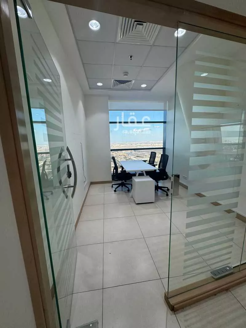 5 bedroom office in Al Shati, Jeddah 8