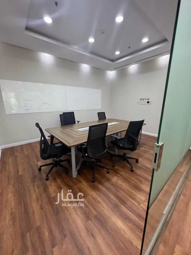 5 bedroom office in Al Shati, Jeddah 5