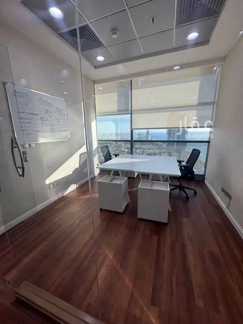 5 bedroom office in Al Shati, Jeddah 9