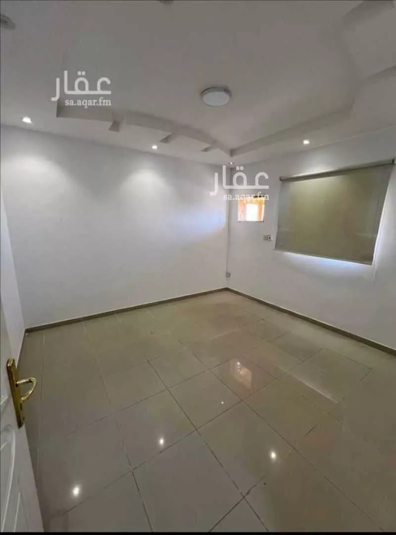 مكتب 870 م² في مشرفة 3