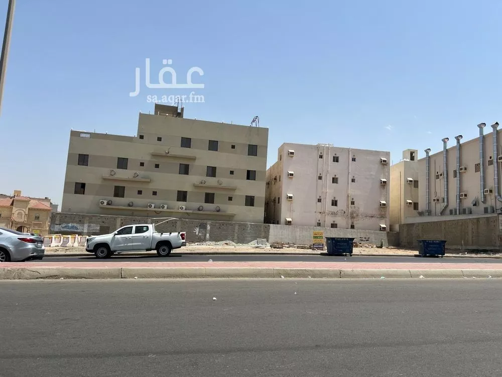 1124 sqm land in Al Amir Fawaz Al Janouby 4