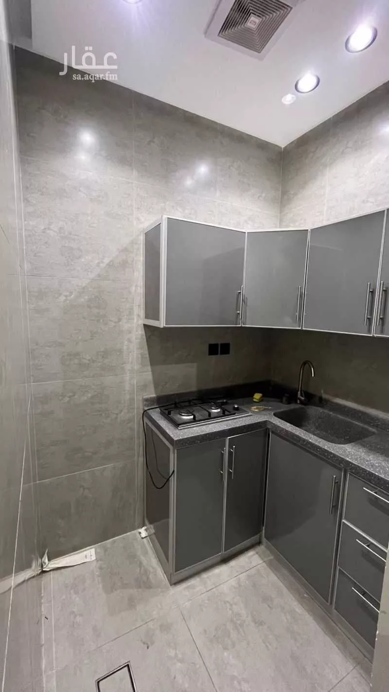 660 sqm office in Al Safa 7