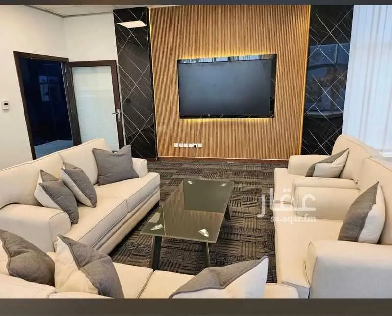 360 sqm office in Al Faisaliyyah 2