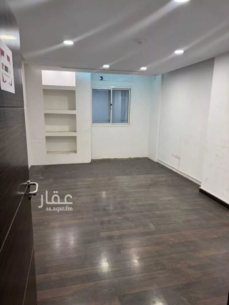 354 sqm office in Al Muhammadiyah 7
