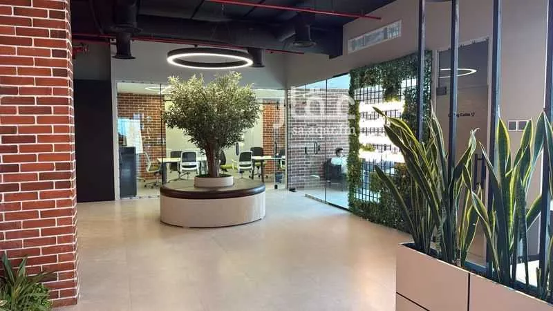 620 sqm office in Al Murjan 9