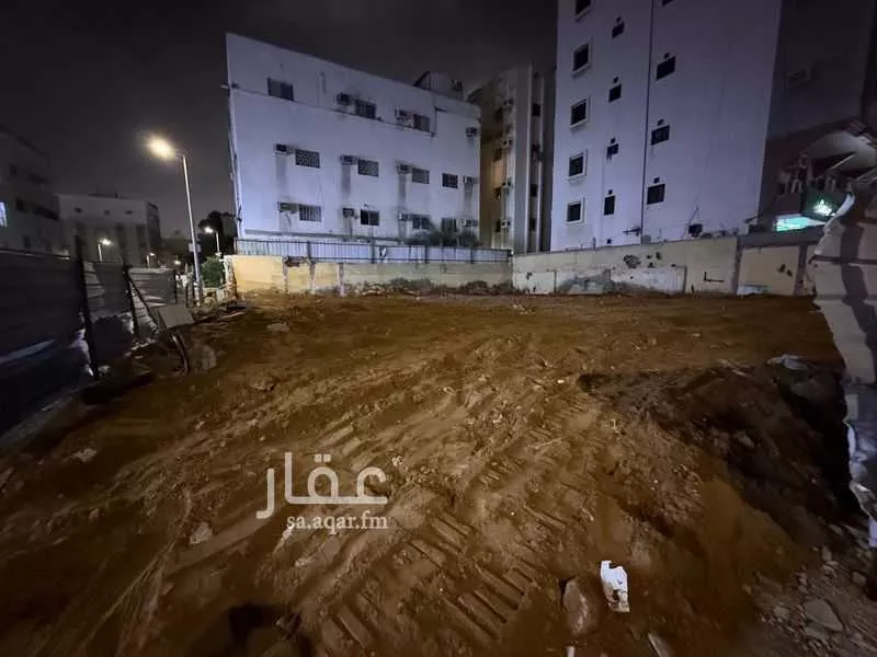أرض 400 م² في العزيزية 2