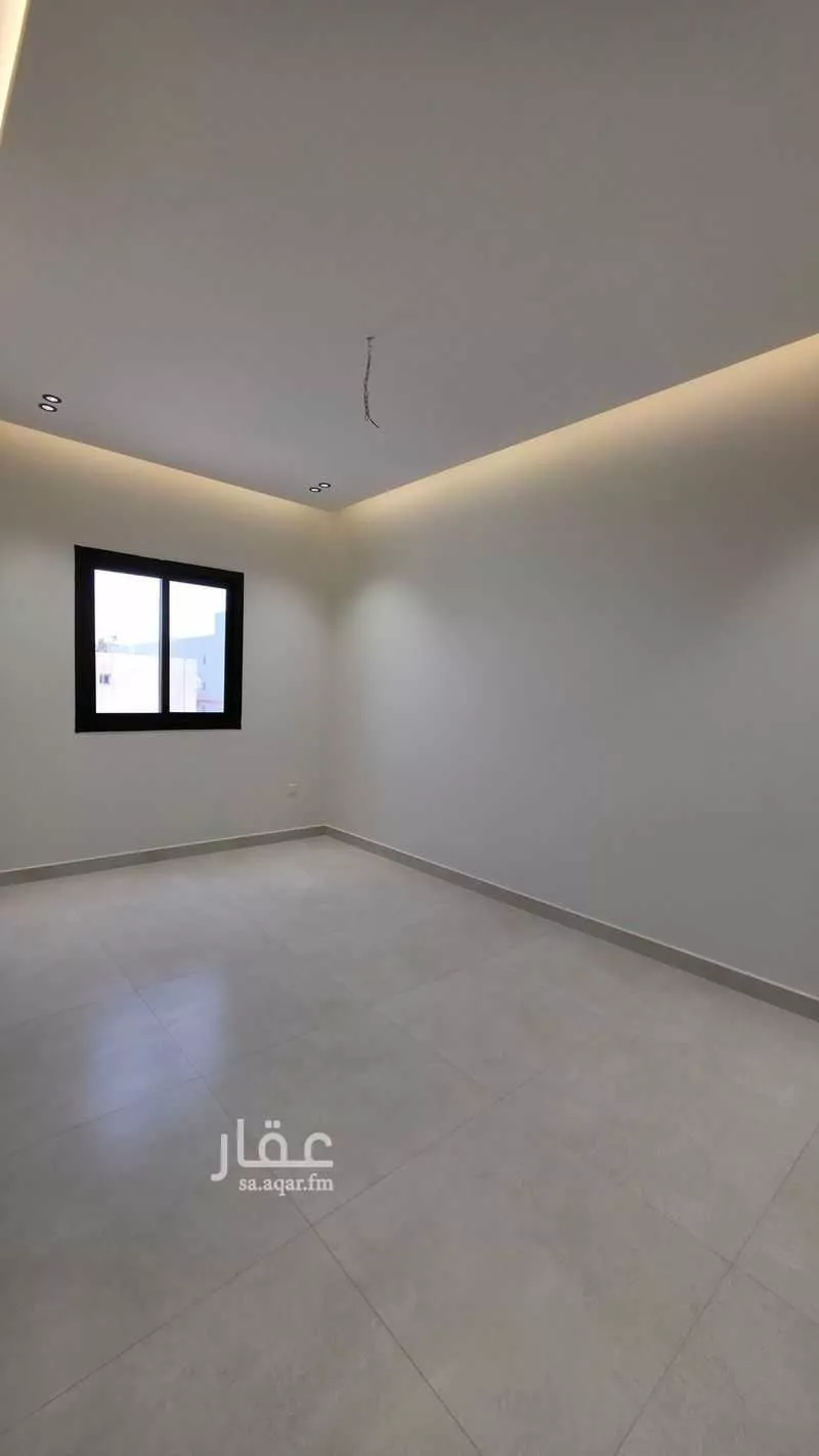 عمارة 638 م² في العزيزية 11