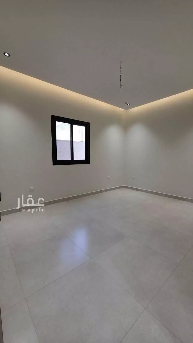 عمارة 638 م² في العزيزية 7