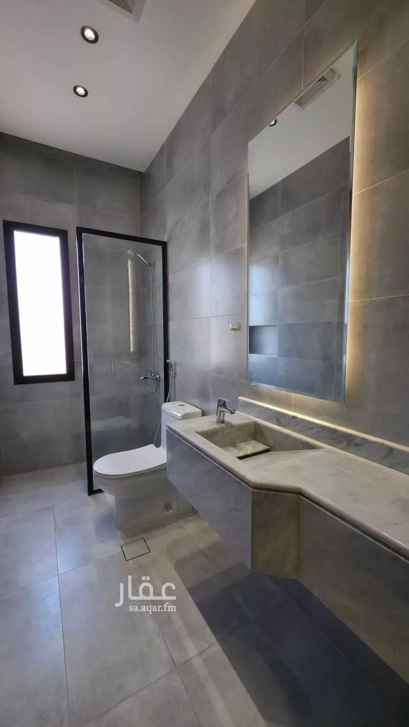 عمارة 638 م² في العزيزية 9