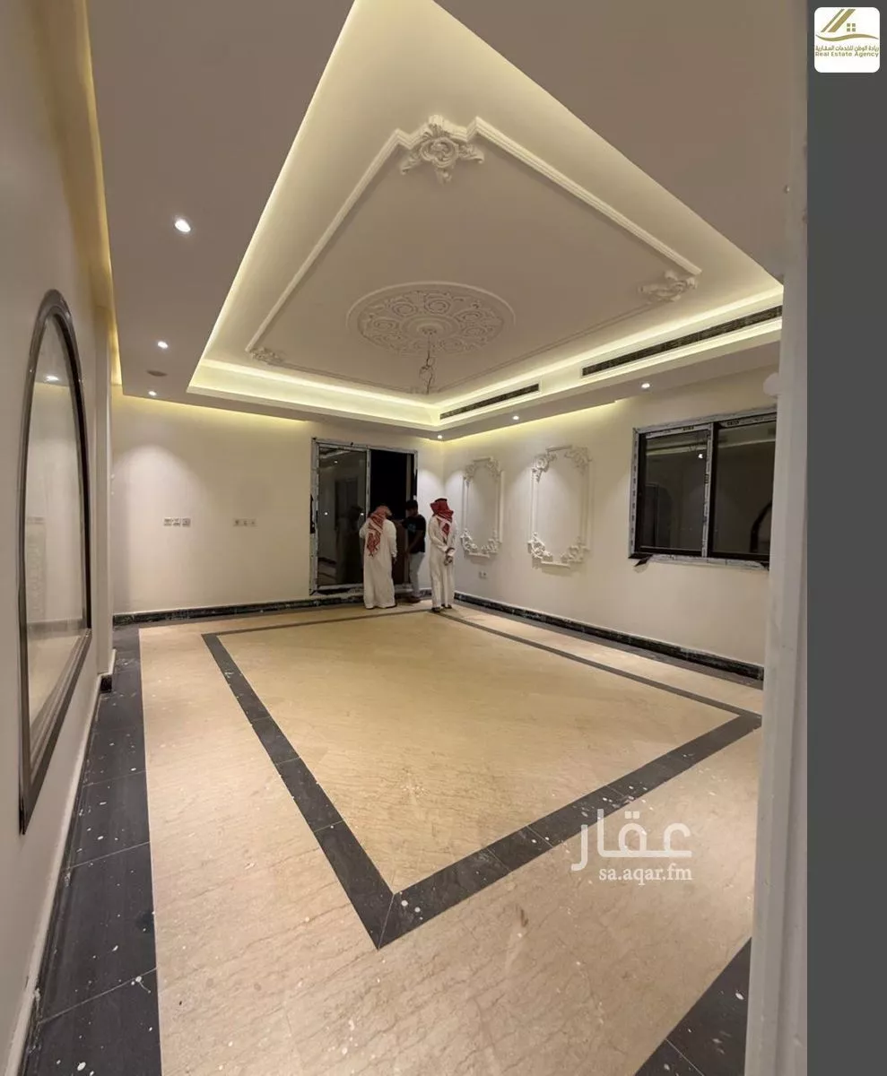 499 sqm building in Al Yaqout 17