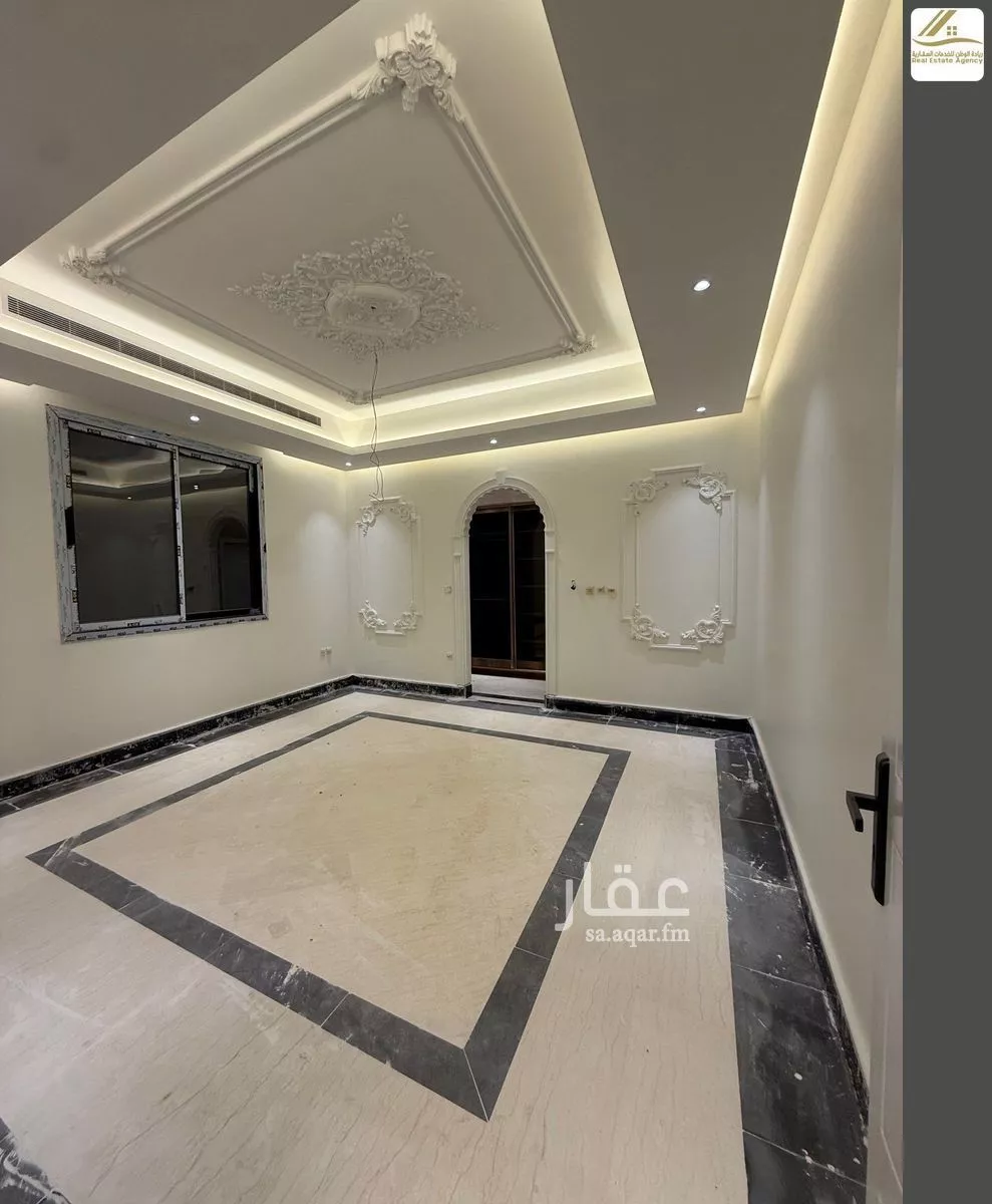 499 sqm building in Al Yaqout 18
