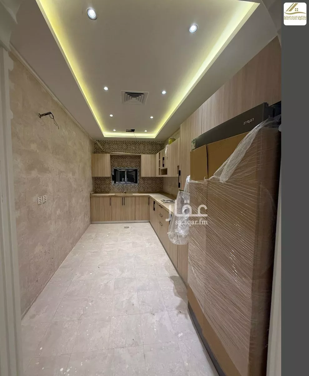 499 sqm building in Al Yaqout 28