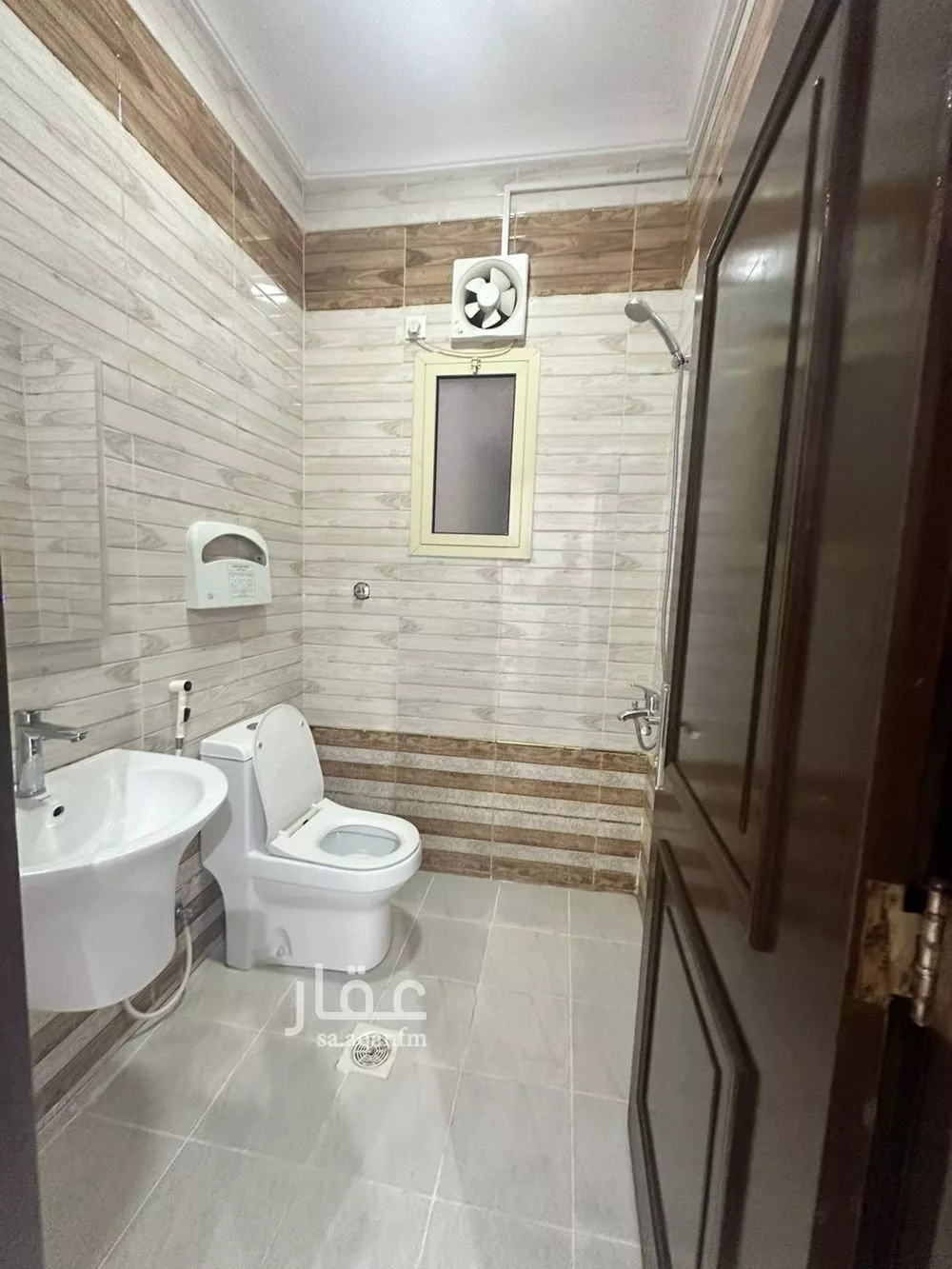 900 sqm building in Al Furusiyah 2