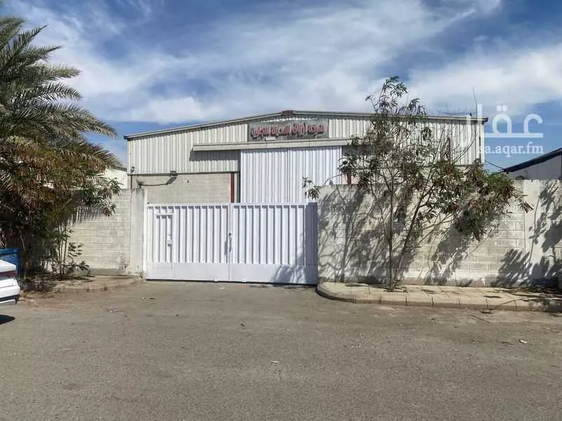 2245 sqm warehouse in Al Mahjar 2