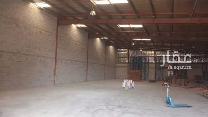 4700 sqm warehouse in As Sarawat 6