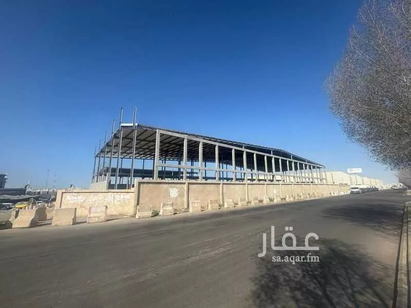 17950 sqm warehouse in Al Nakheel 4