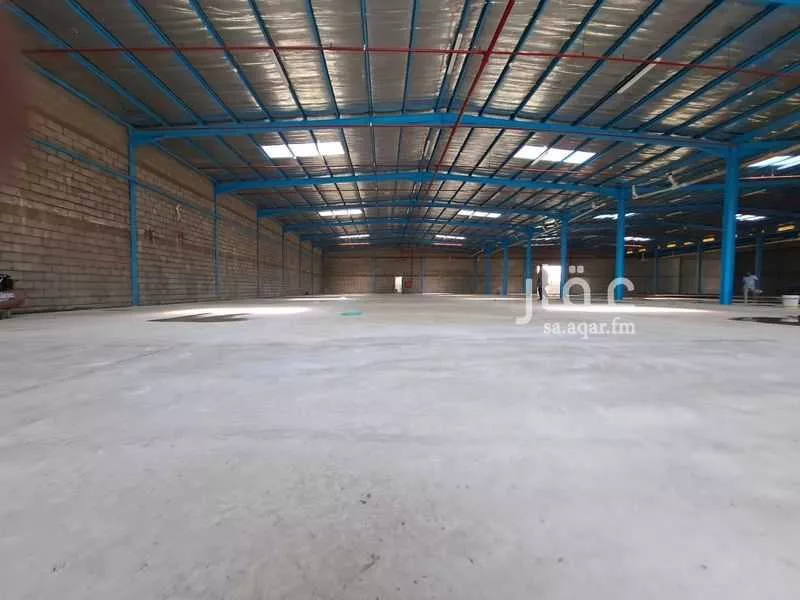 3319 sqm warehouse in Ar Rayan 7