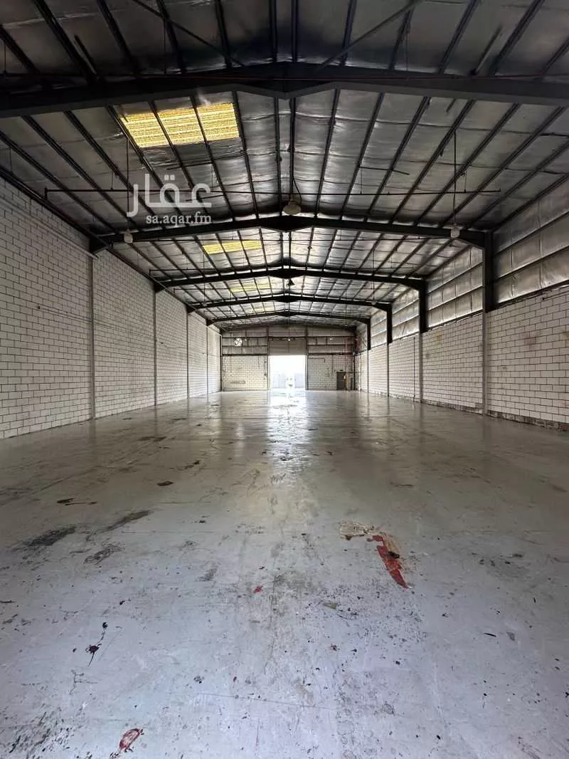 1000 sqm warehouse in Al Manar 5