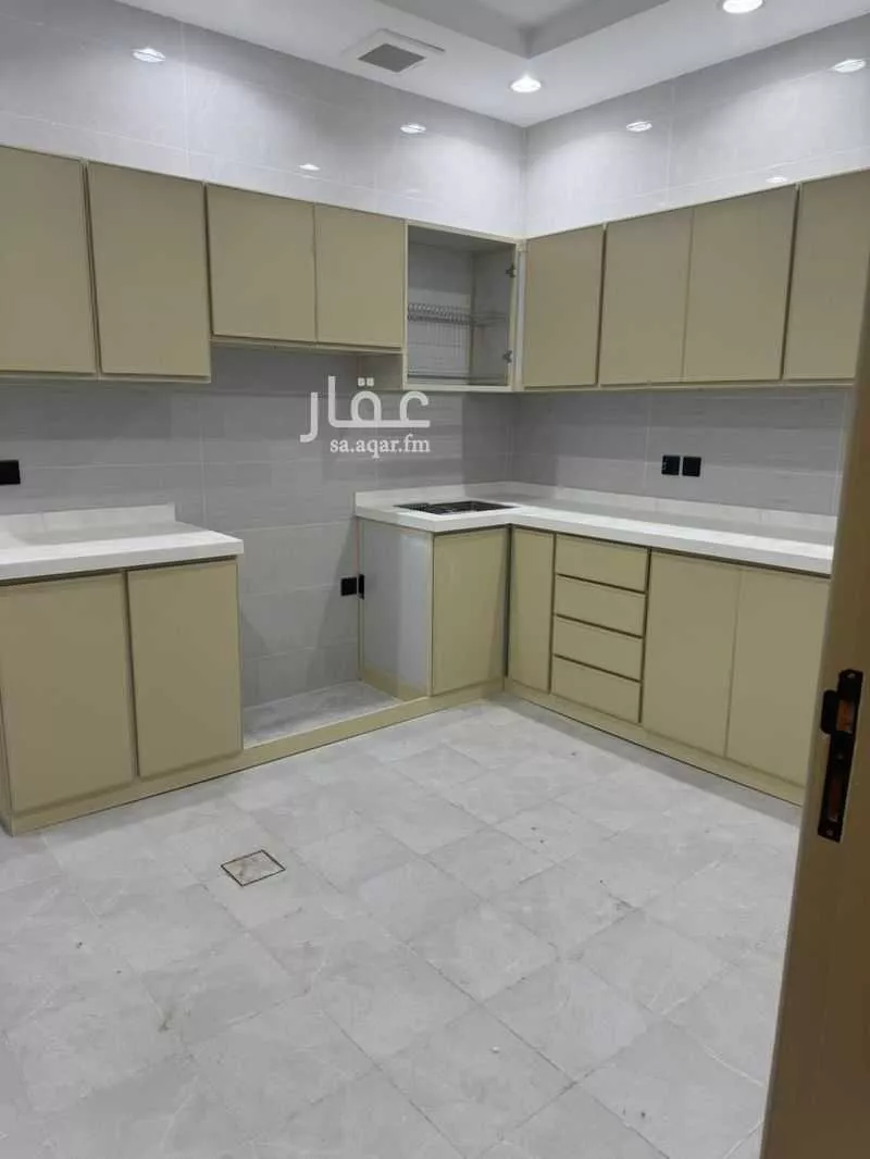 135 sqm building in Al Marwa 8