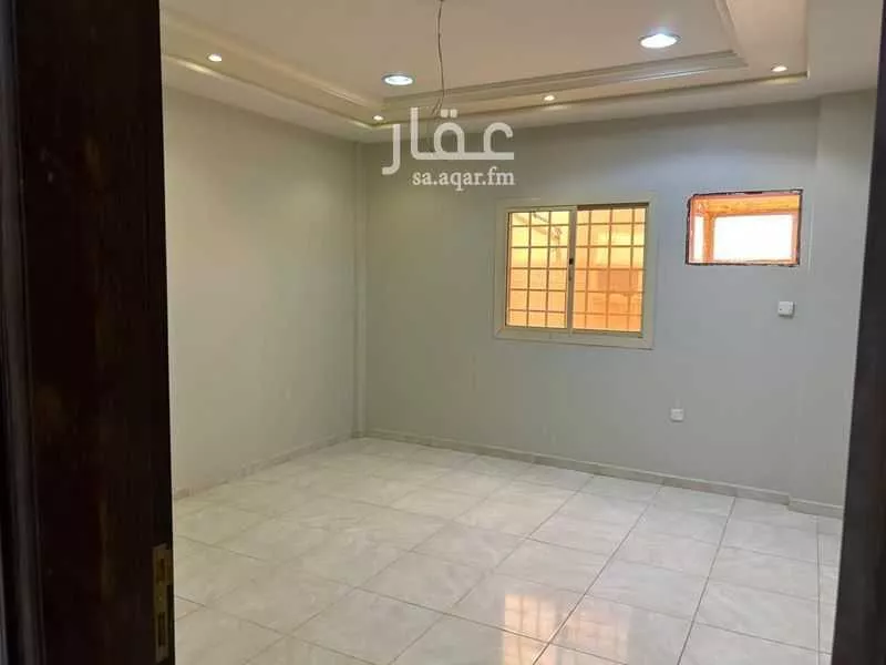 عمارة 898 م² في الرغامة 6