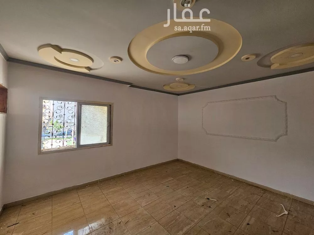 عمارة 525 م² في الفيصلية 2