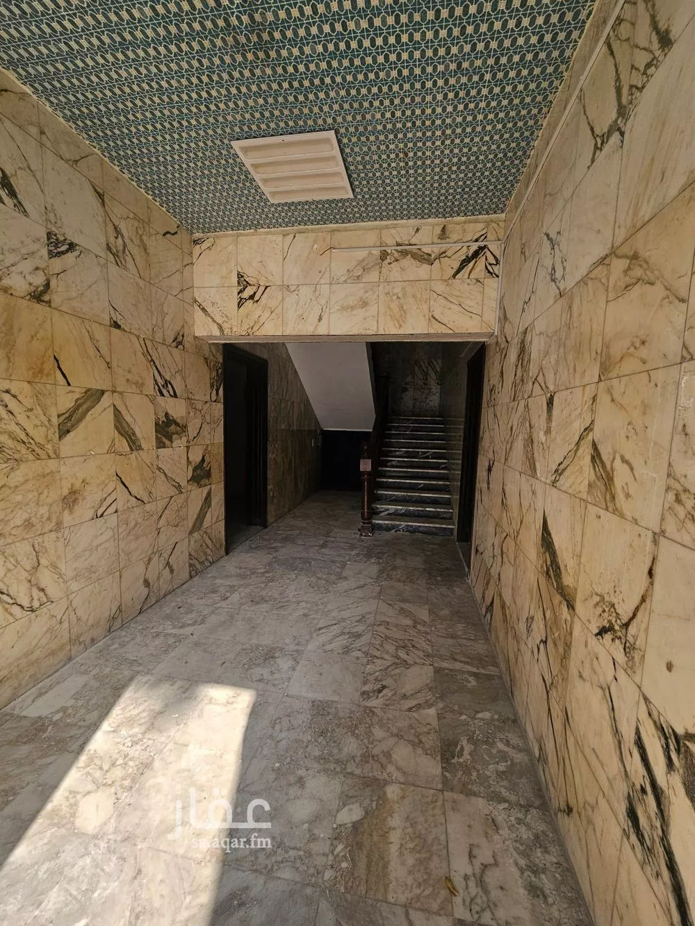 عمارة 525 م² في الفيصلية 11