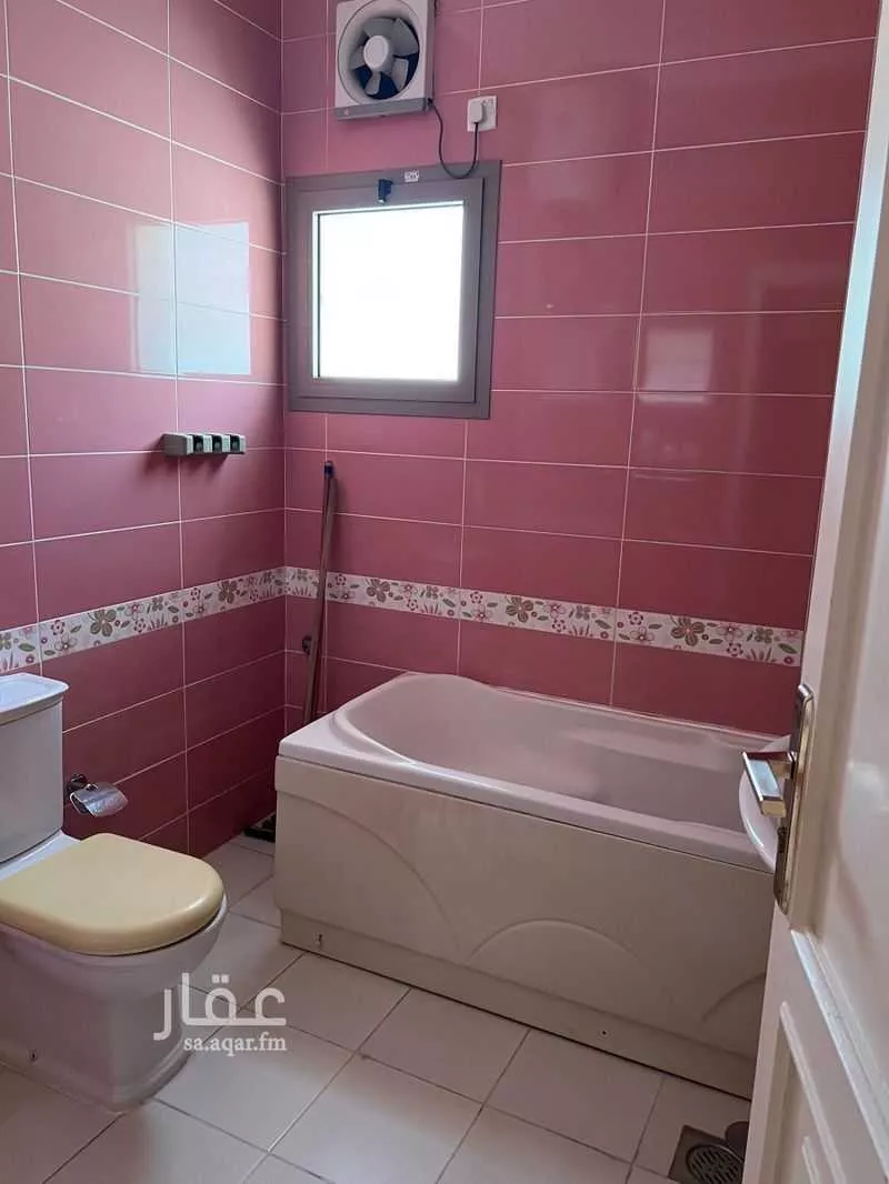 690 sqm building in Al Basateen 11