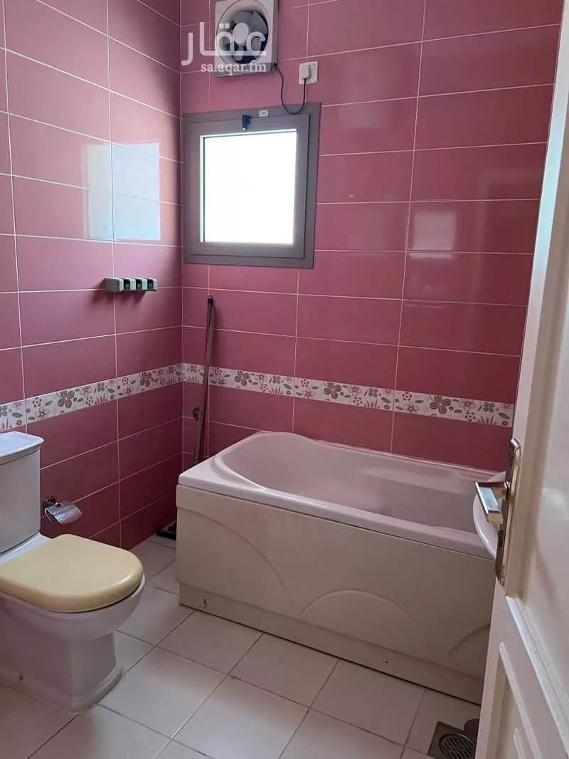 690 sqm building in Al Basateen 5
